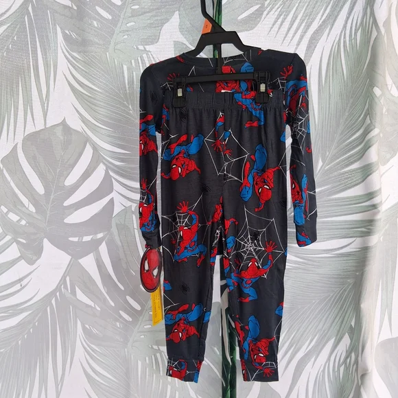 Marvel Kids Long Sleeve 2-piece Pajama Set - Black and Blue Spider-Man Design - Picture 3 of 4